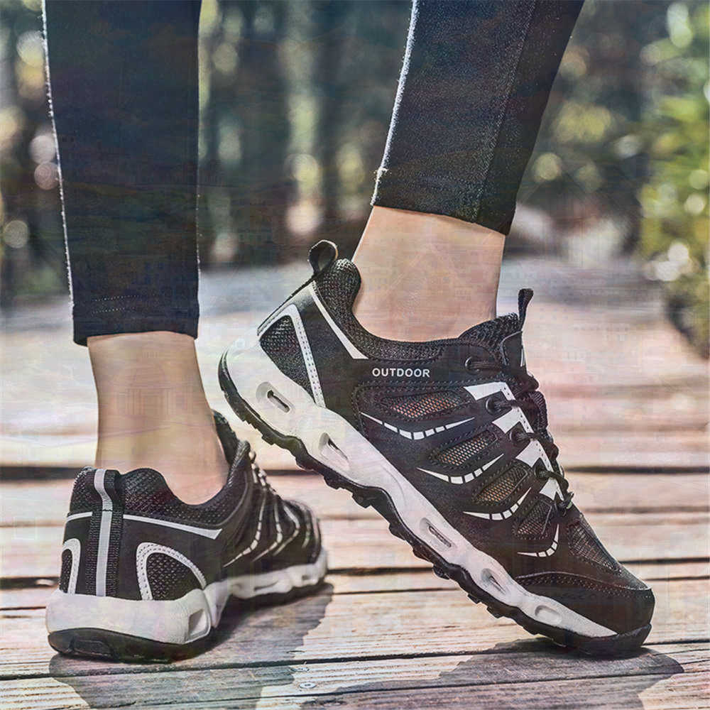 Sumer Round Tip Silver Sneaker - Home Gym Luxury 리뷰 및 가격